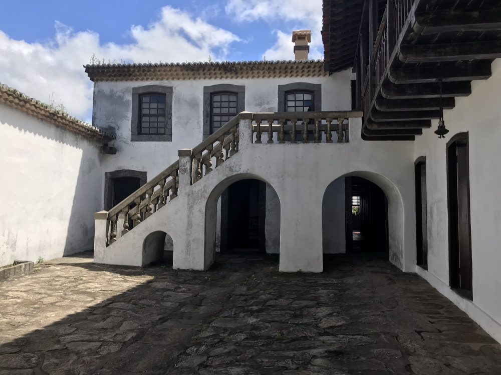 Atura emite nota de repúdio contra destruição do patrimônio histórico da  cidade de Areia - Ale Lontra