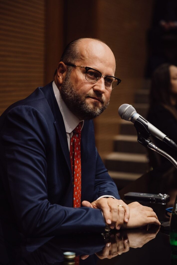 Em palestra na USP, Nelson Wilians fala sobre empreendedorismo na advocacia  - Ale Lontra