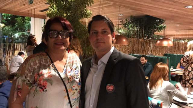 Jornalista Alessandra Lontra e o diretor do Grupo Drumattos, da Rede Camarada Camarão, Sylvio Drummond - Foto: Ale Lontra