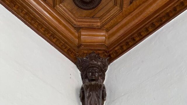 Detalhe do interior do Solar Baeta Neves, destruído por deslizamento de terra em Ouro Preto — Foto: Arquivo pessoal